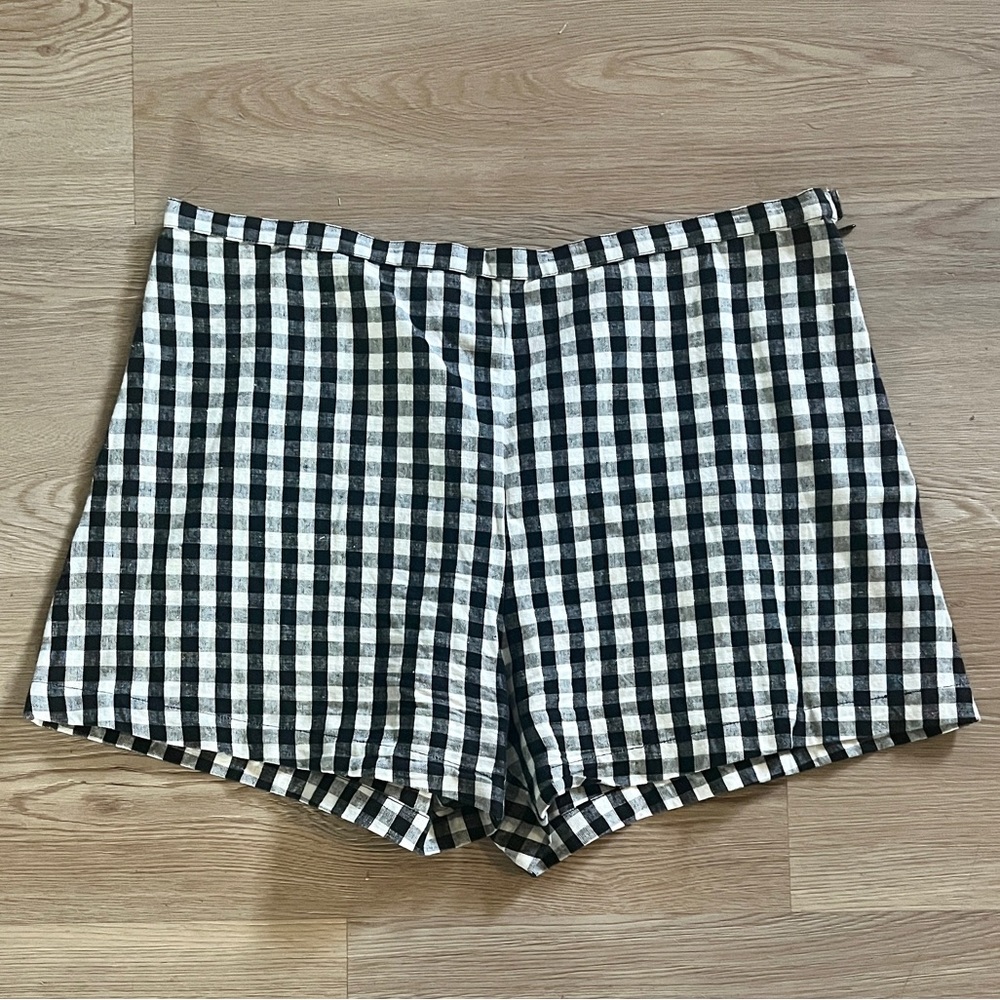 Ali Golden Checkered Linen Shorts